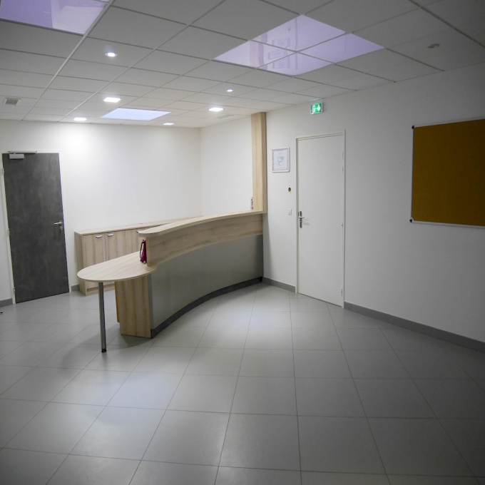 Vente Immobilier Professionnel Murs commerciaux Saint-Raphaël (83700)