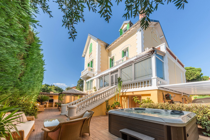 Offres de vente Villa Saint-Raphaël (83700)